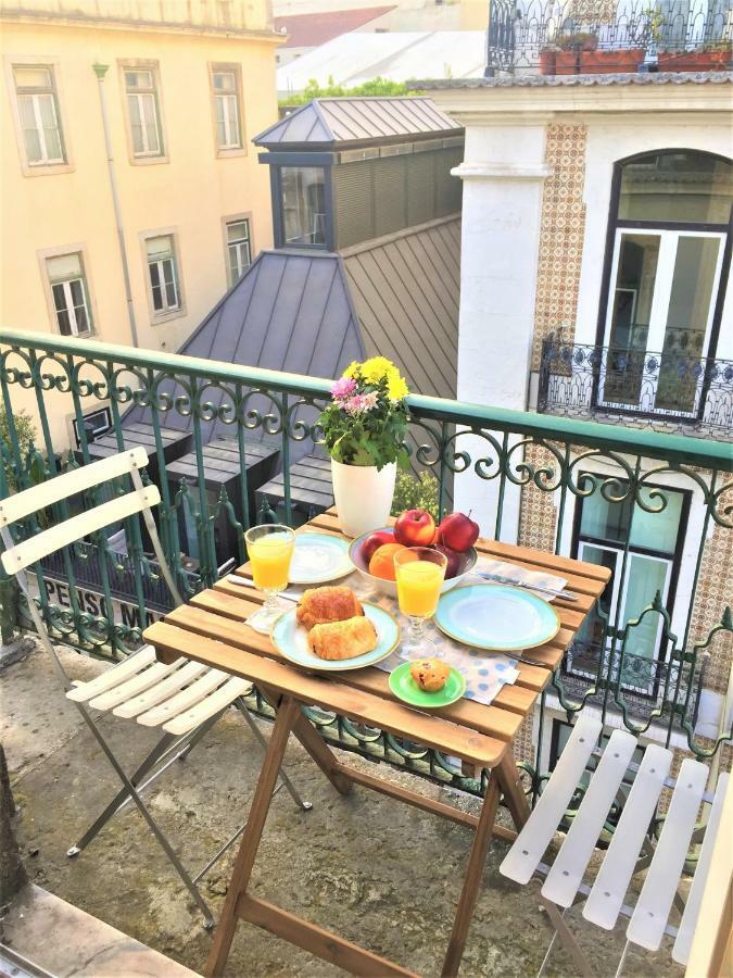 Charming Chiado 2Bedr W/Balcony And View Διαμέρισμα Lisboa Εξωτερικό φωτογραφία